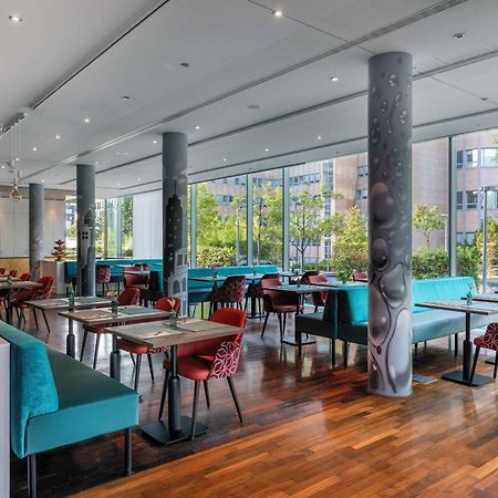 Готель Doubletree By Hilton Frankfurt Niederrad Франкфурт-на-Майні Екстер'єр фото