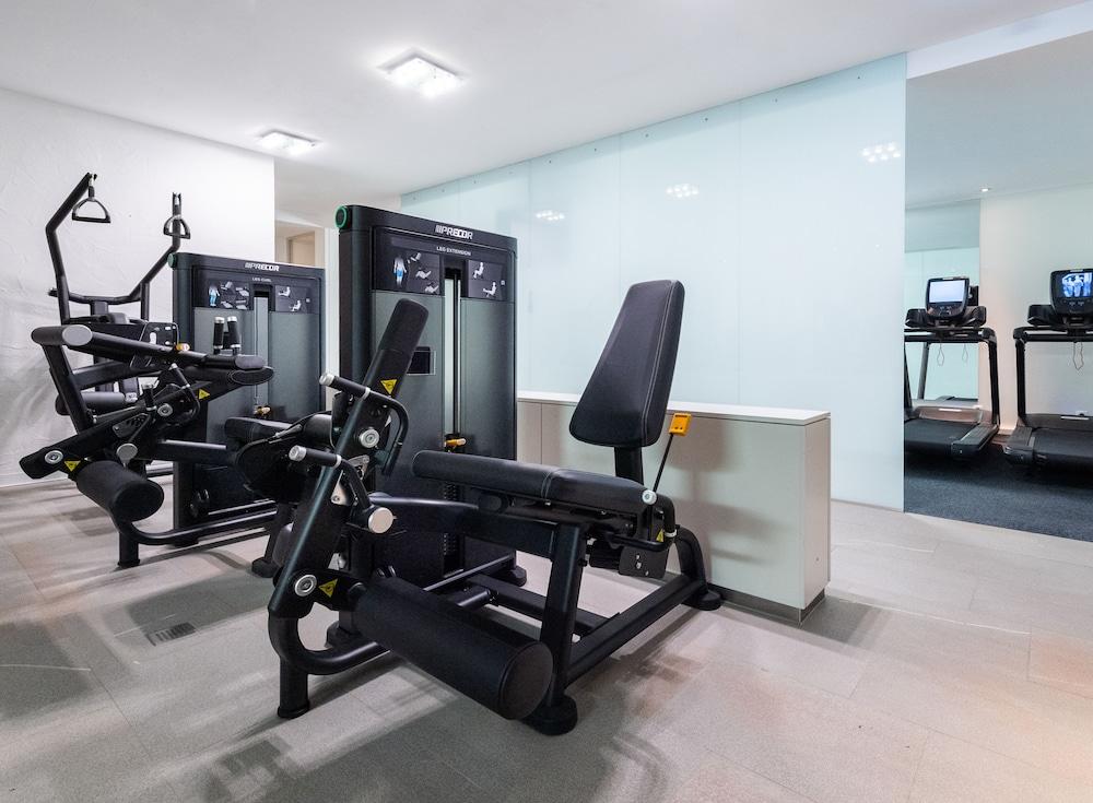 Готель Doubletree By Hilton Frankfurt Niederrad Франкфурт-на-Майні Екстер'єр фото