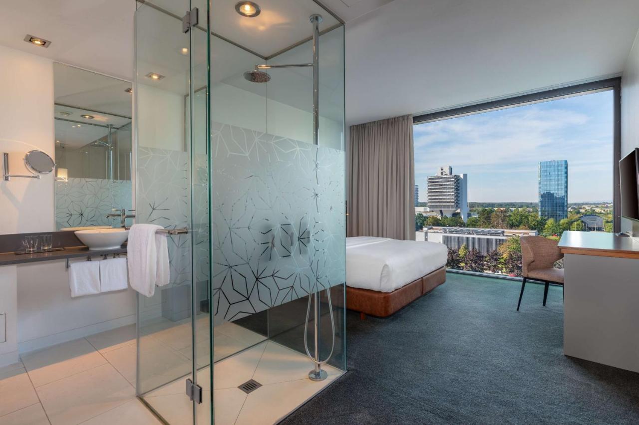 Готель Doubletree By Hilton Frankfurt Niederrad Франкфурт-на-Майні Екстер'єр фото